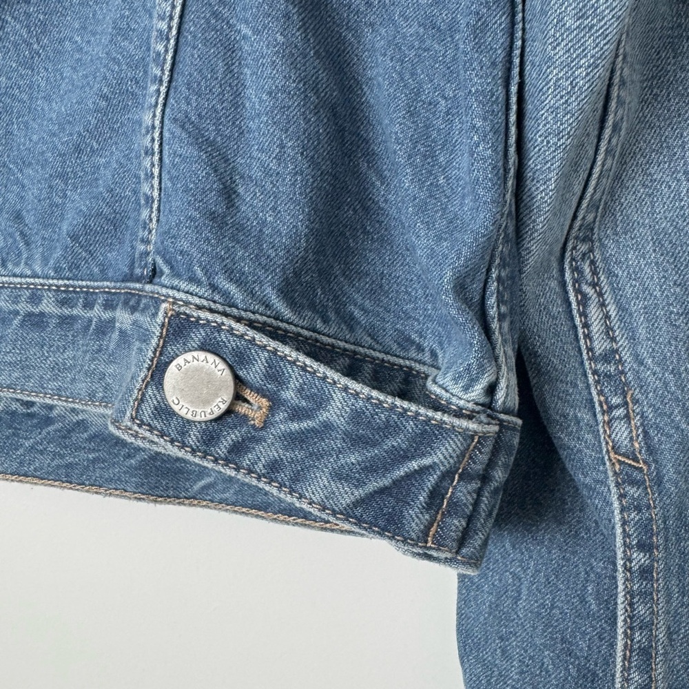 Banana Republic Classic Blue Denim Jacket - Picture 8 of 8